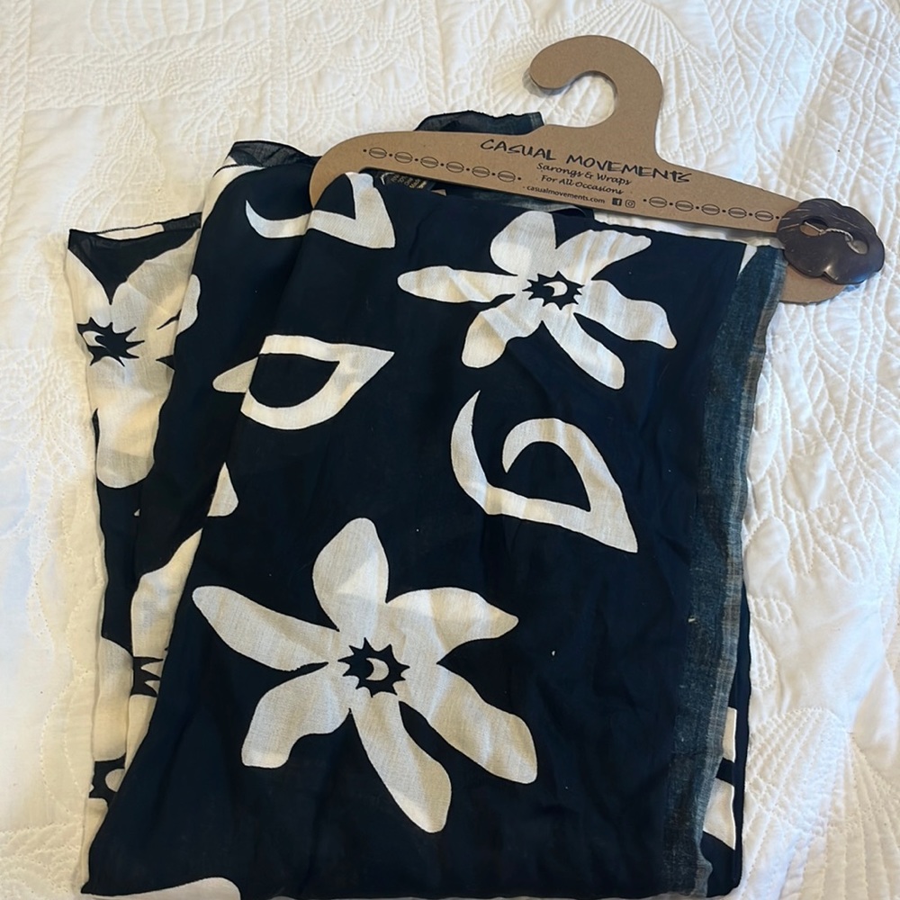 Tropical patterned coverup